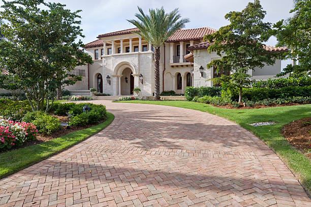 Reliable Martinsville, IL Driveway Pavers Solutions